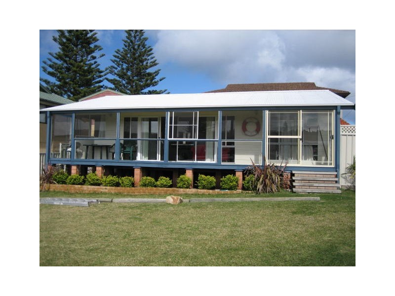 Fishermans Bay NSW 2316