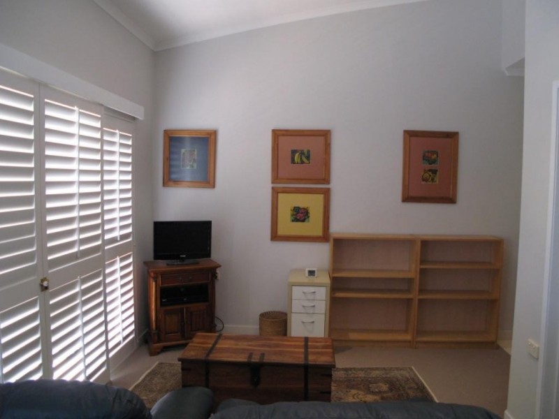 11/32-36 LISSNER STREET, Toowong QLD 4066