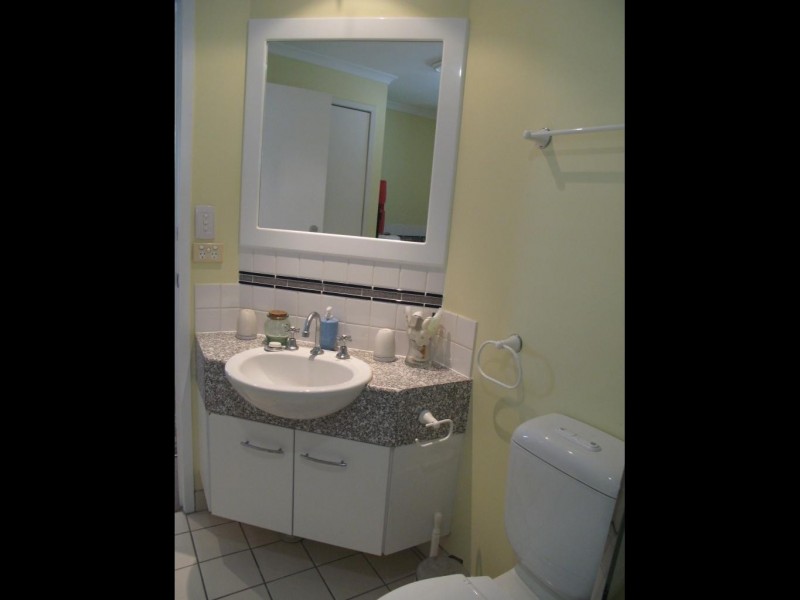 11/32-36 LISSNER STREET, Toowong QLD 4066