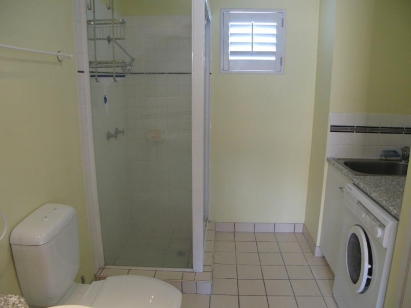 11/32-36 LISSNER STREET, Toowong QLD 4066