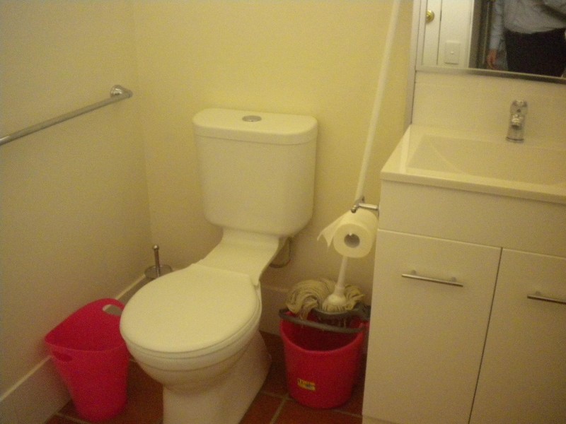 1/240 CARMODY ROAD, St Lucia QLD 4067