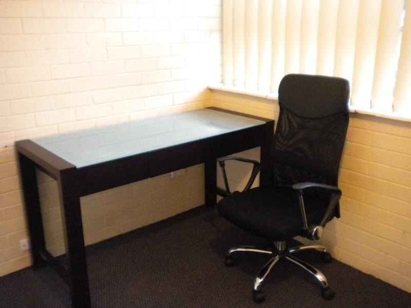 4B/240 CARMODY RD, St Lucia QLD 4067