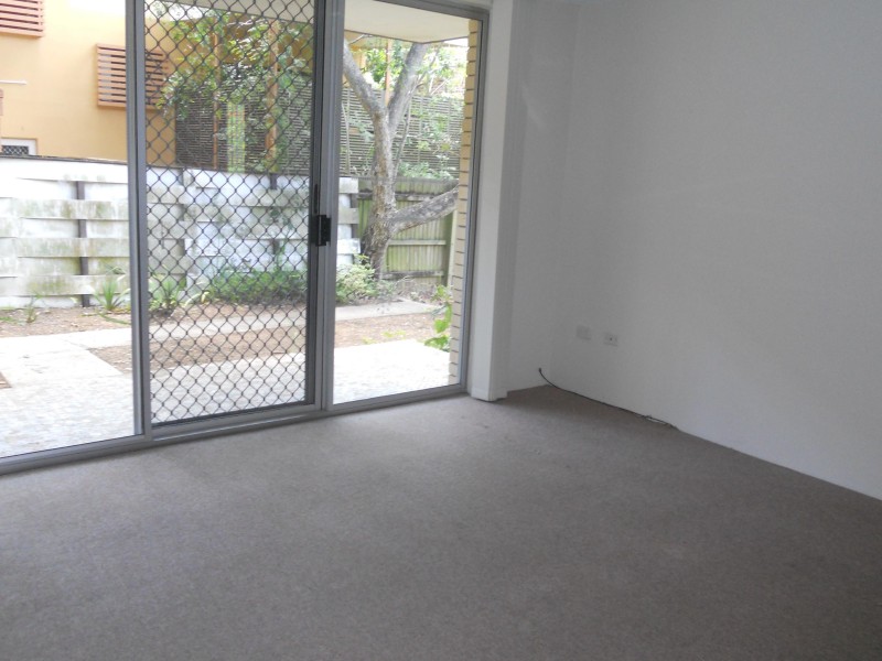 3/6 PIONEER STREET, Toowong QLD 4066