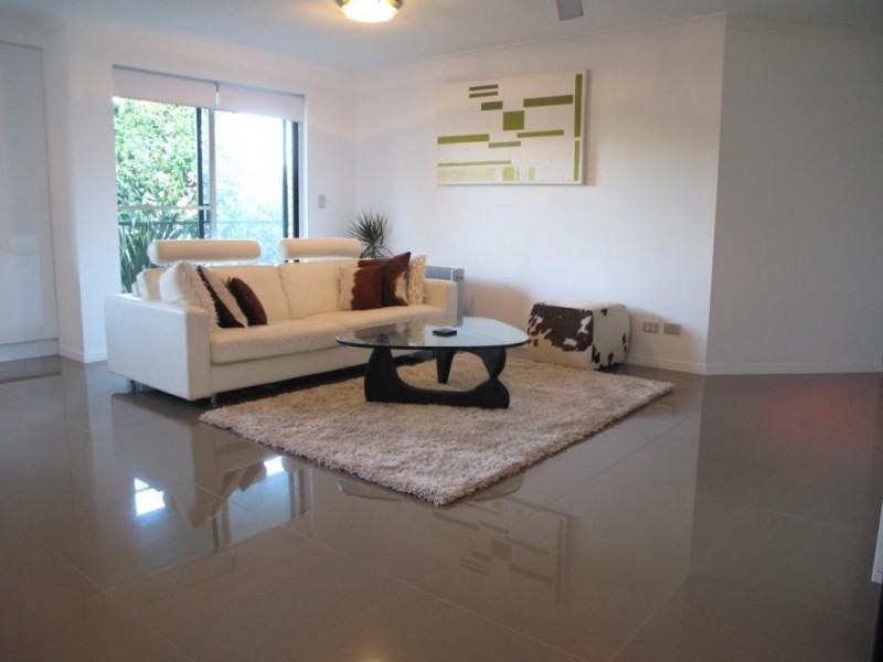 9/29 BELLEVUE TERRACE, St Lucia QLD 4067