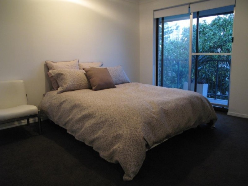 9/29 BELLEVUE TERRACE, St Lucia QLD 4067