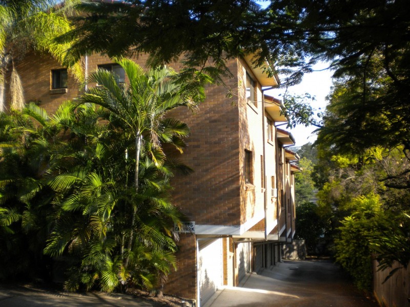 4/18 ADA ST, Taringa QLD 4068