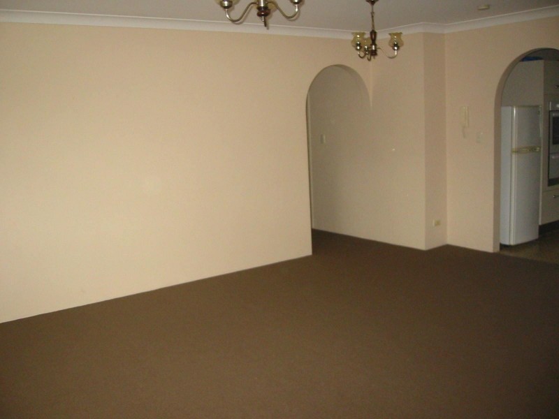 12/5  ADA ST, Taringa QLD 4068