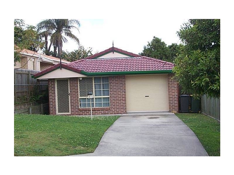 61 AKALA STREET, Camp Hill QLD 4152