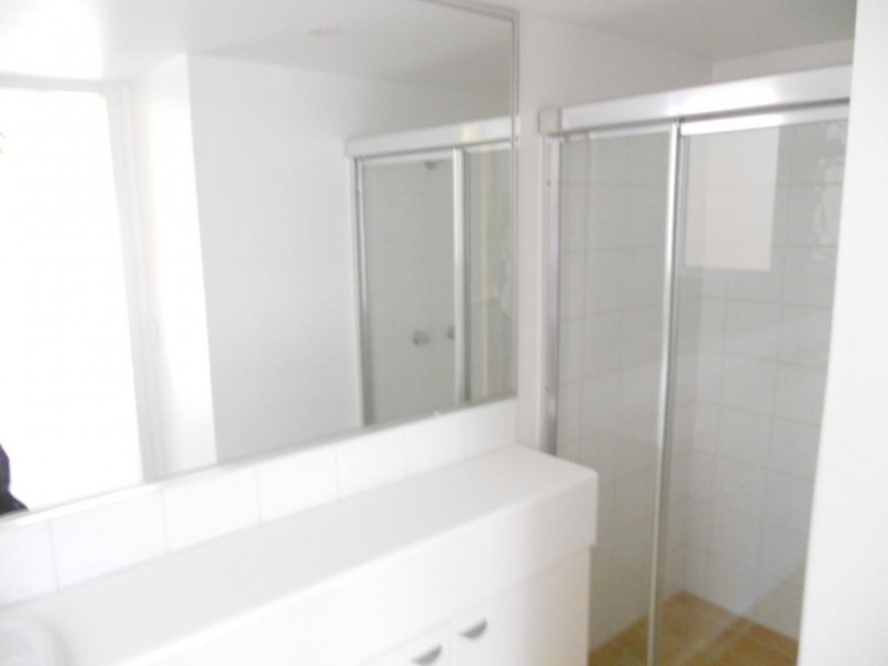 1/75 ALLEN STREET, Hamilton QLD 4007