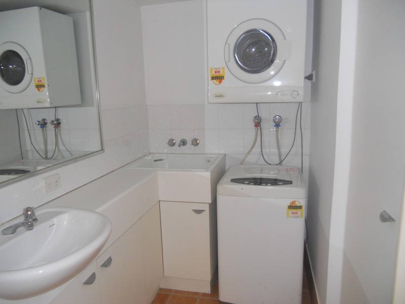 1/75 ALLEN STREET, Hamilton QLD 4007