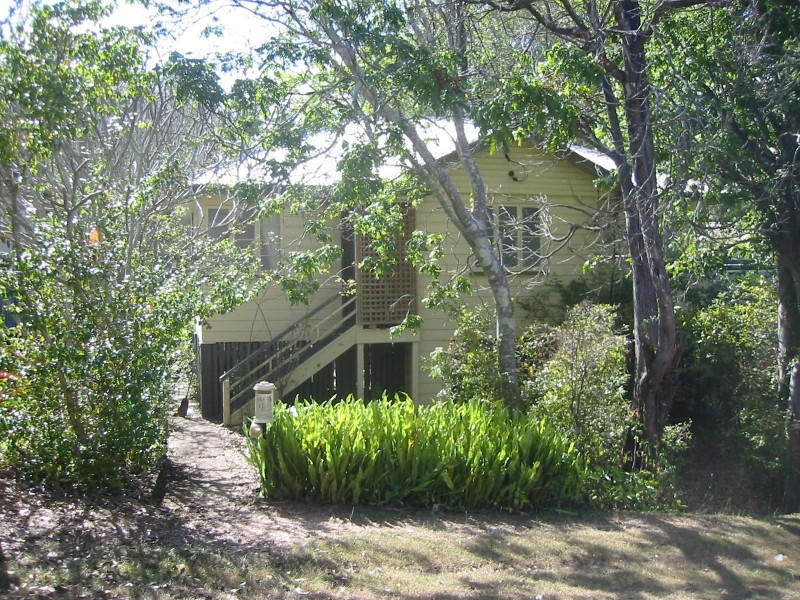 40 ARMADALE STREET, St Lucia QLD 4067
