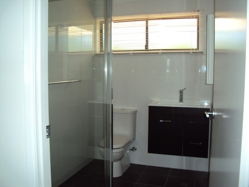 1/140 ARTHUR TCE, Red Hill QLD 4059