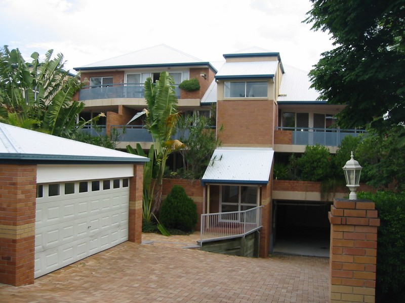 8/22 ASCOG TCE, Toowong QLD 4066