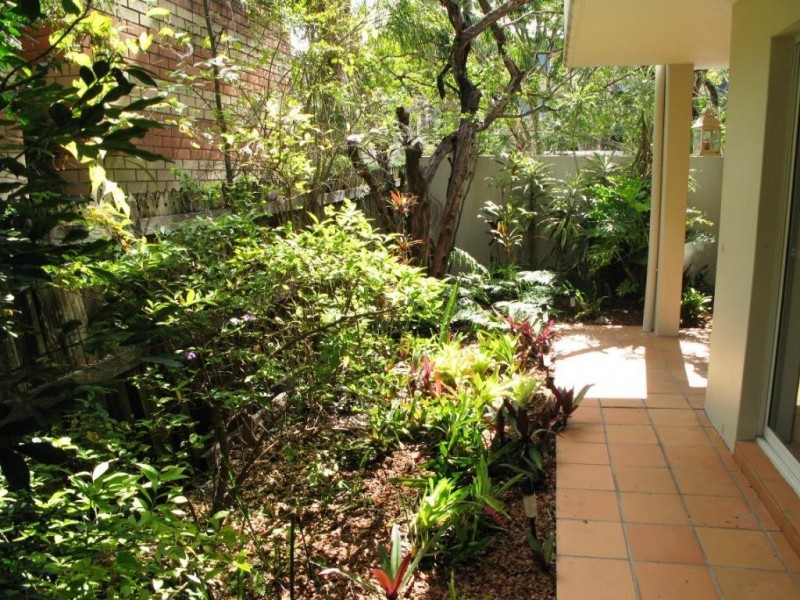 1/18 AUGUSTUS STREET, Toowong QLD 4066