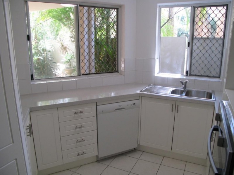 1/18 AUGUSTUS STREET, Toowong QLD 4066