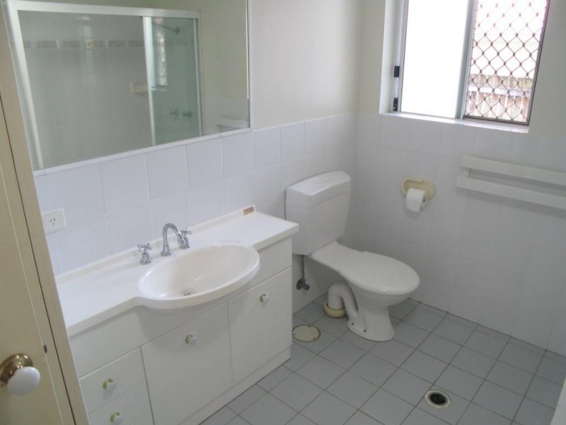 1/18 AUGUSTUS STREET, Toowong QLD 4066