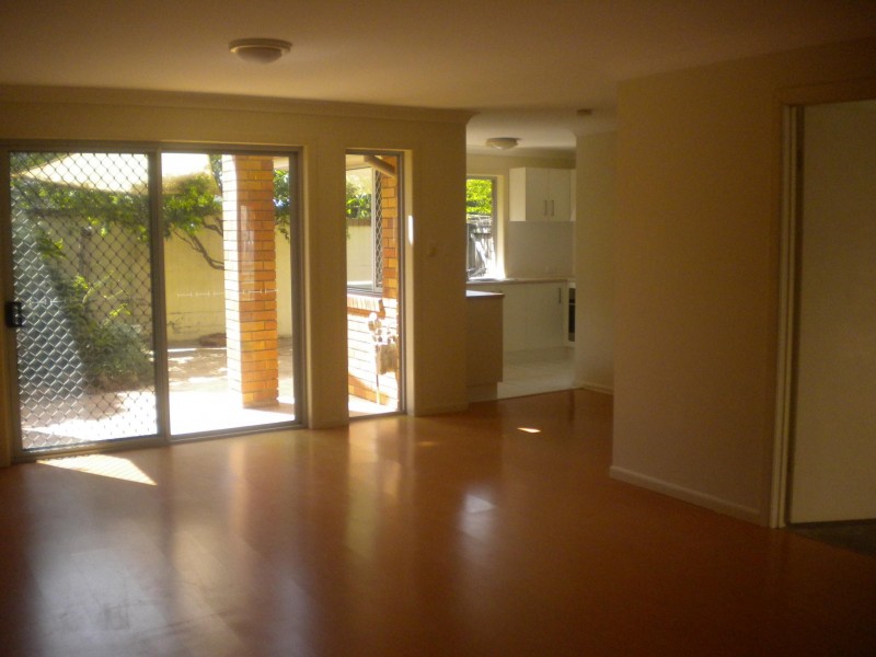 2/1 Augustus St, Toowong QLD 4066