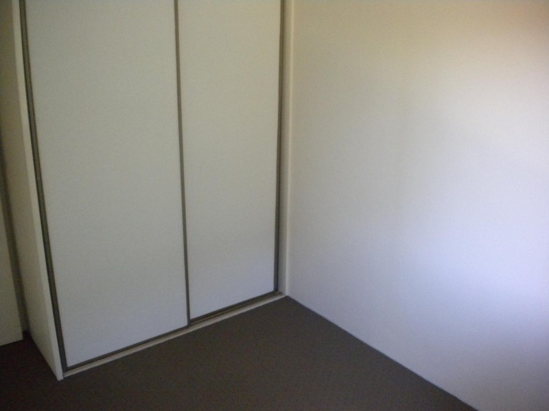 4/23 AUGUSTUS ST, Toowong QLD 4066