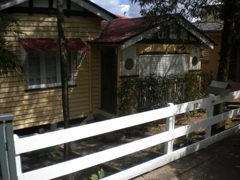 12 BALLINA ST, Kelvin Grove QLD 4059