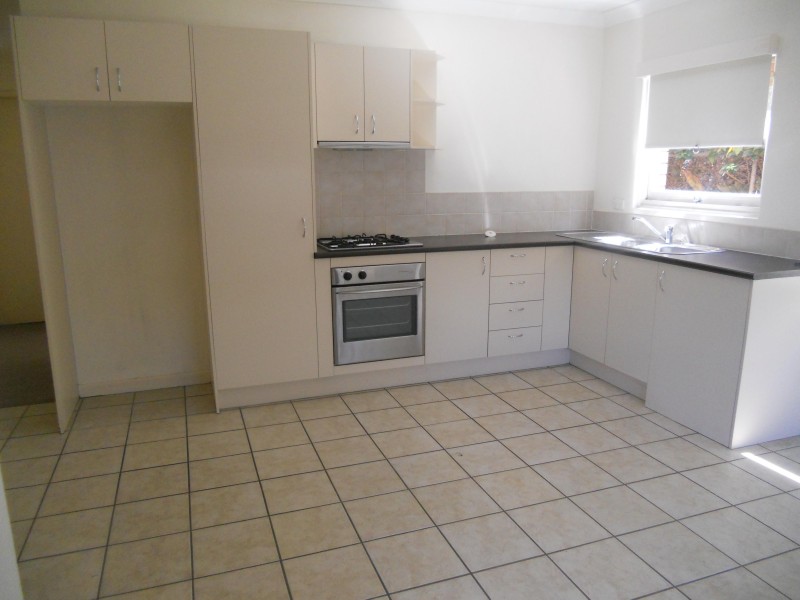 2/40 BAYLISS STREET, Toowong QLD 4066