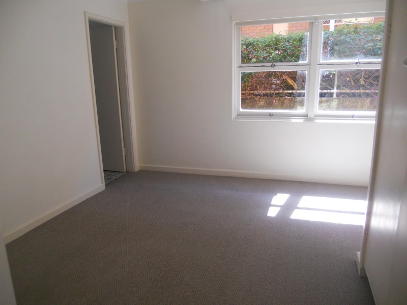 2/40 BAYLISS STREET, Toowong QLD 4066