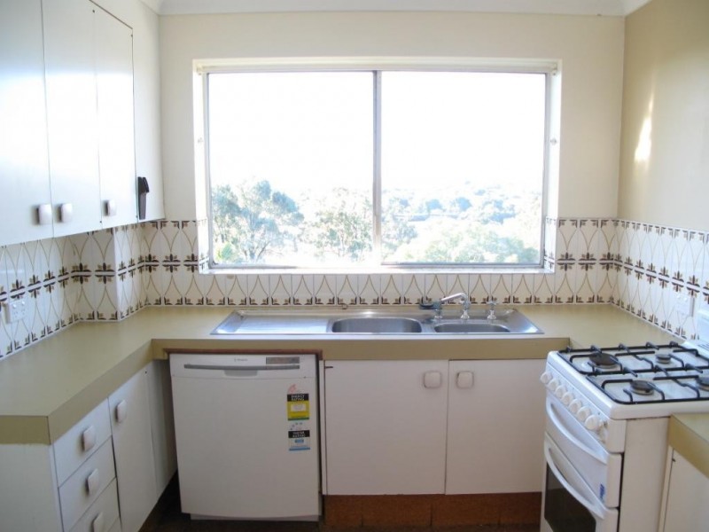 33/68 BELLEVUE TERRACE, St Lucia QLD 4067