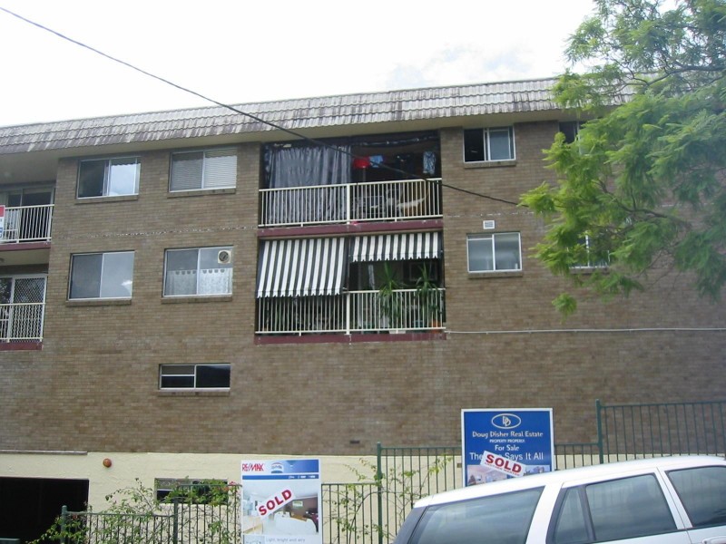 7/68 BELLEVUE TCE, St Lucia QLD 4067