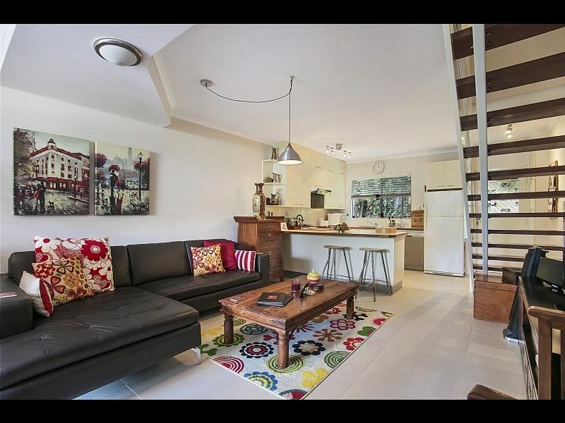 4/47 BENT STREET, Toowong QLD 4066