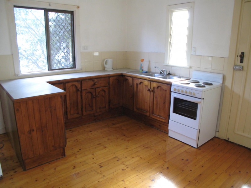 77 BEOR STREET, Chermside QLD 4032