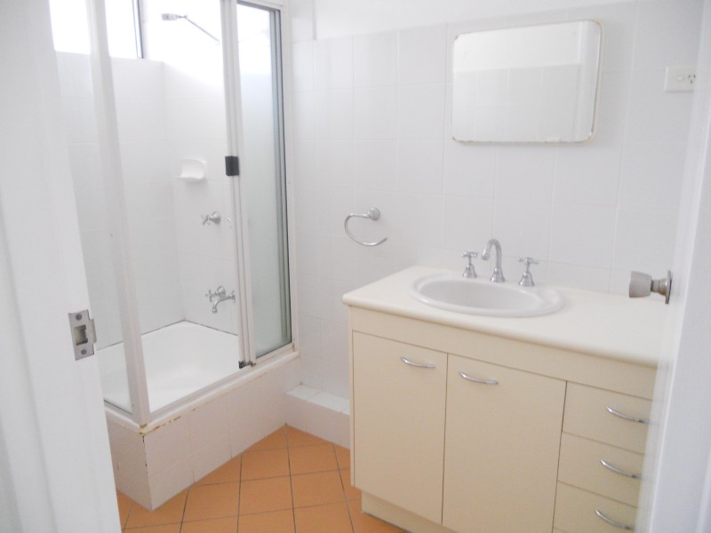 5/1 BERGIN ST, Milton QLD 4064