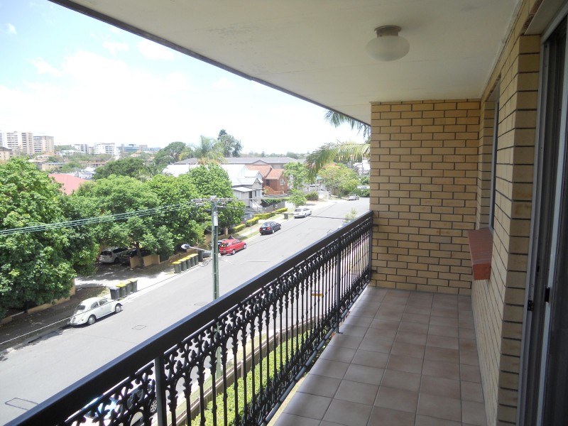 5/1 BERGIN ST, Milton QLD 4064