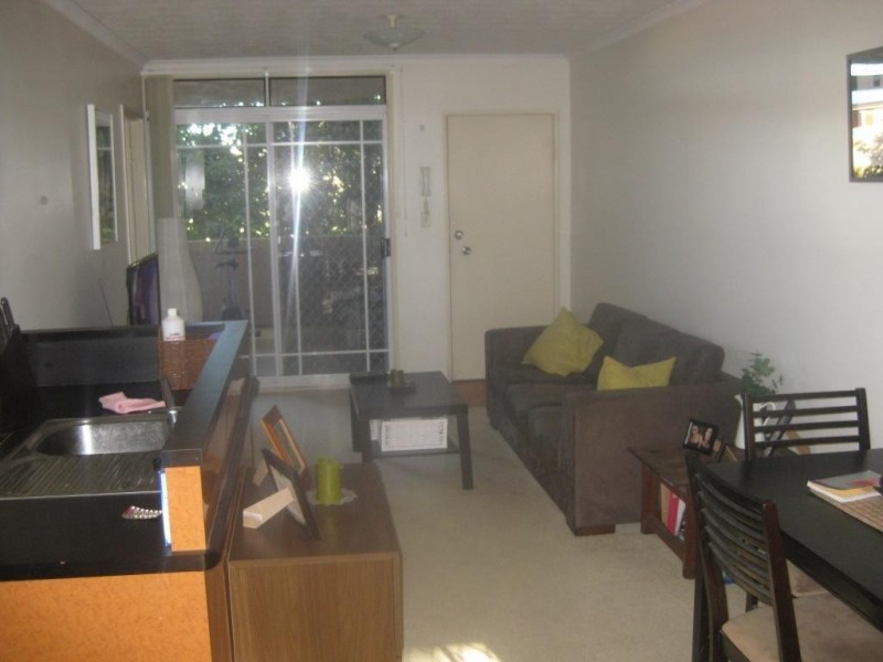 1/9 BERGIN STREET, Milton QLD 4064