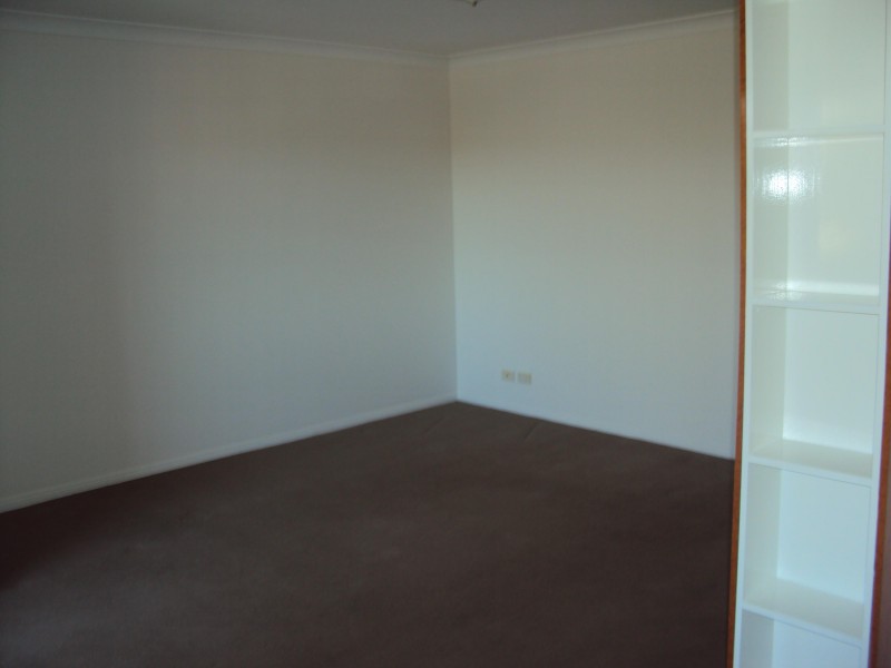 8/9 BERGIN ST, Milton QLD 4064