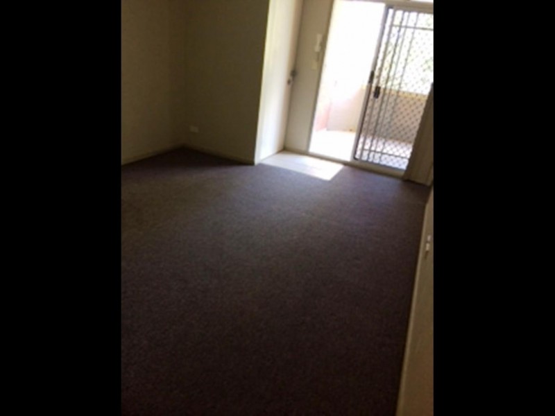 2/9 BERGIN ST, Milton QLD 4064