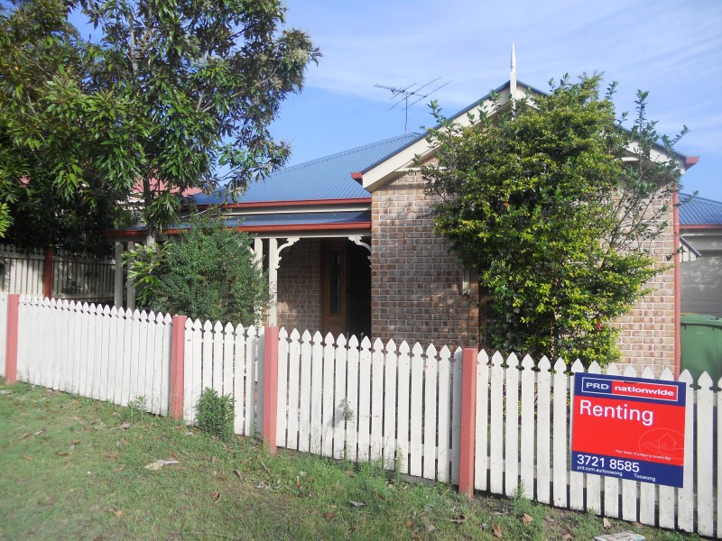 39 BERKSHIRE PL, Springfield Lakes QLD 4300