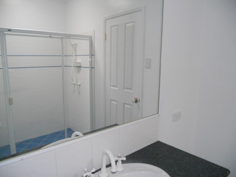 39 BERKSHIRE PL, Springfield Lakes QLD 4300