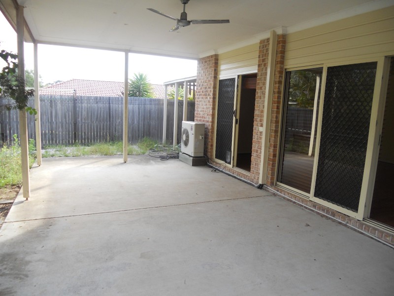 39 BERKSHIRE PL, Springfield Lakes QLD 4300