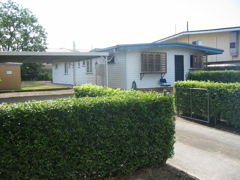 2/185 BLUNDER ROAD, Durack QLD 4077