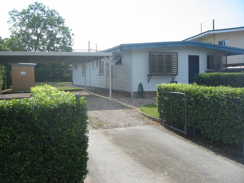 2/185 BLUNDER ROAD, Durack QLD 4077