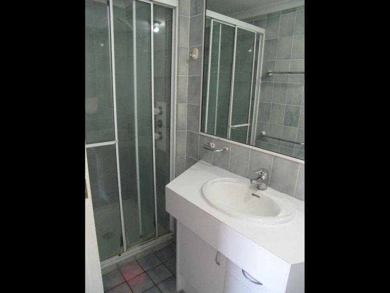 4/20 BRISBANE STREET, St Lucia QLD 4067