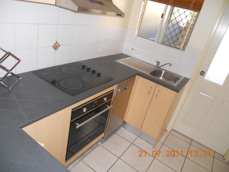 2/24 BRISBANE STREET, St Lucia QLD 4067