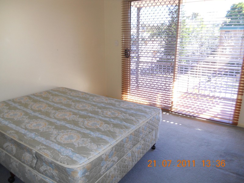 2/24 BRISBANE STREET, St Lucia QLD 4067