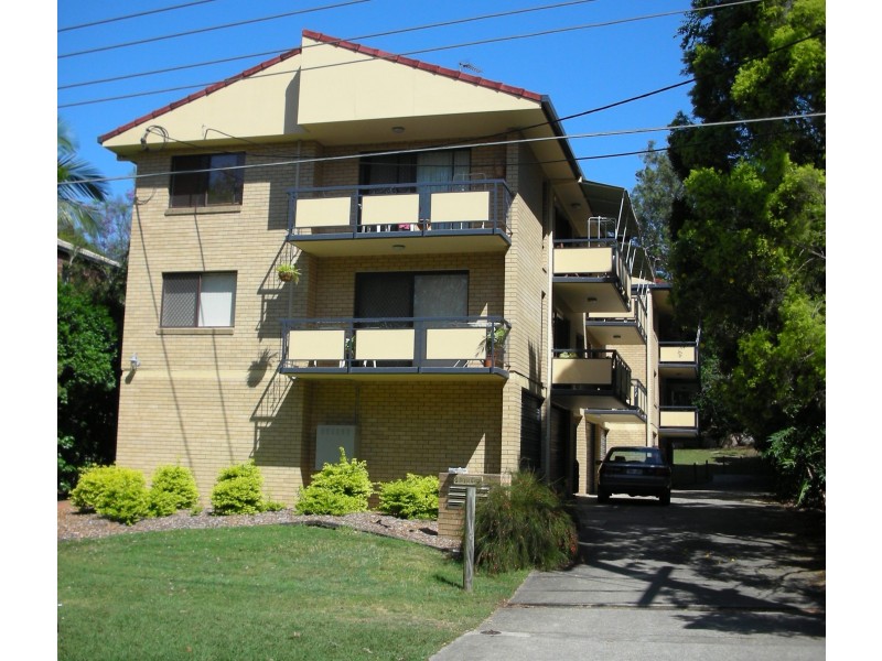 2/8 BRYCE STREET, St Lucia QLD 4067