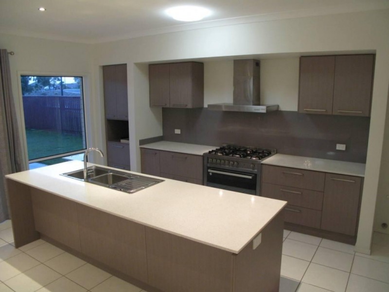 3 BUNYA STREET, Moggill QLD 4070