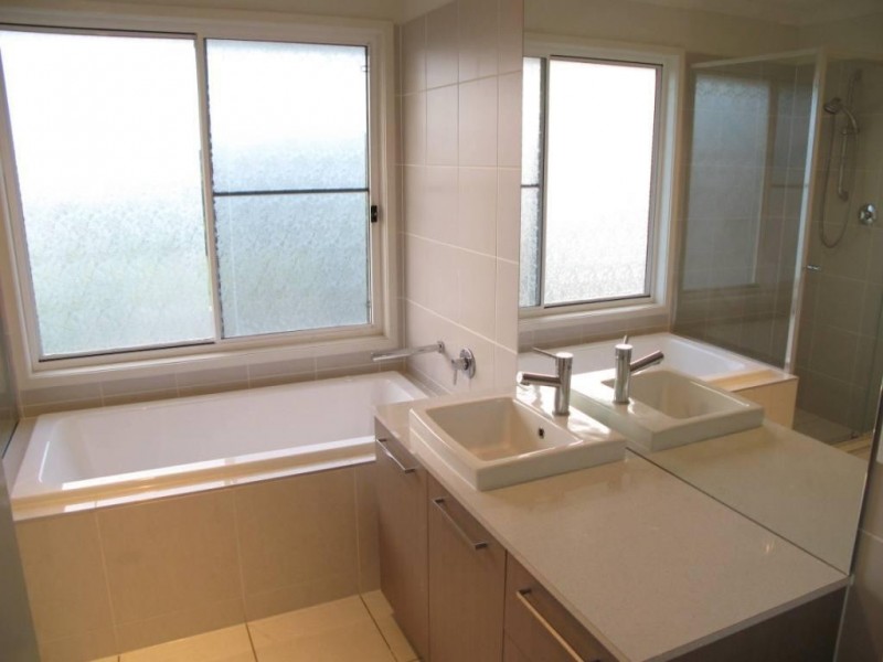 3 BUNYA STREET, Moggill QLD 4070