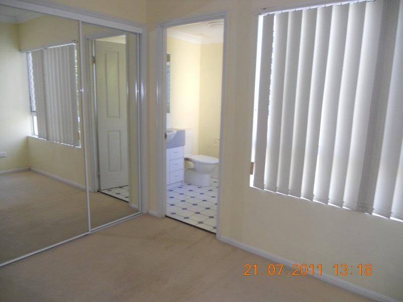 2/32 CADELL ST, Toowong QLD 4066