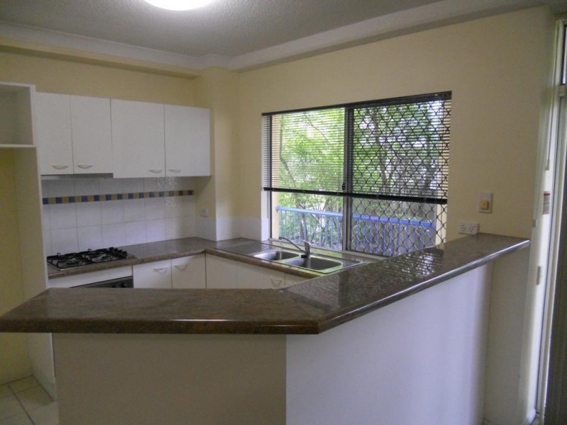 1/32 CADELL STREET, Toowong QLD 4066