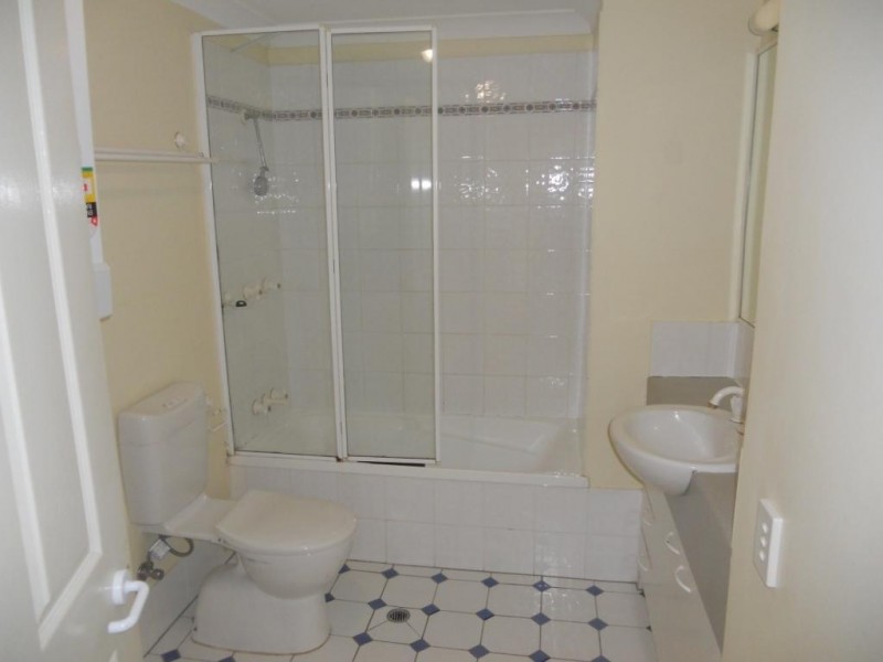 1/32 CADELL STREET, Toowong QLD 4066