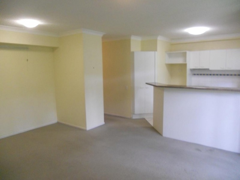 1/32 CADELL STREET, Toowong QLD 4066