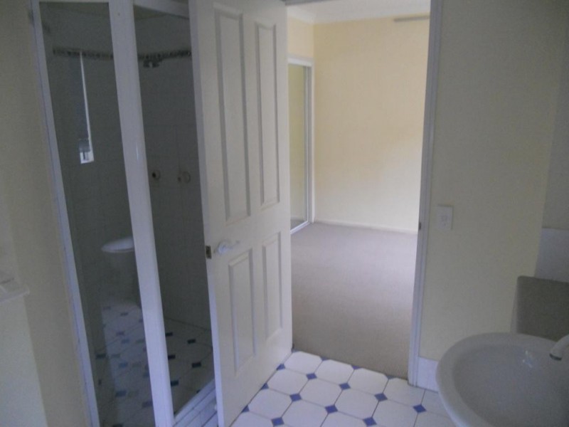 1/32 CADELL STREET, Toowong QLD 4066